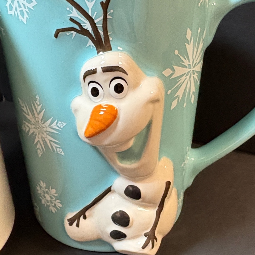 Disney Frozen Set of 2 - Let It Glow Mug & Olaf Blue 3D Mug Set - Picture 2 of 14